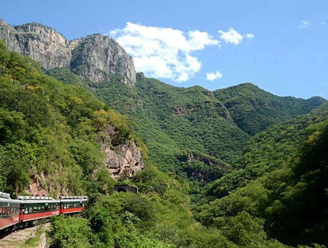 I migliori treni panoramici in Italia e nel mondo
