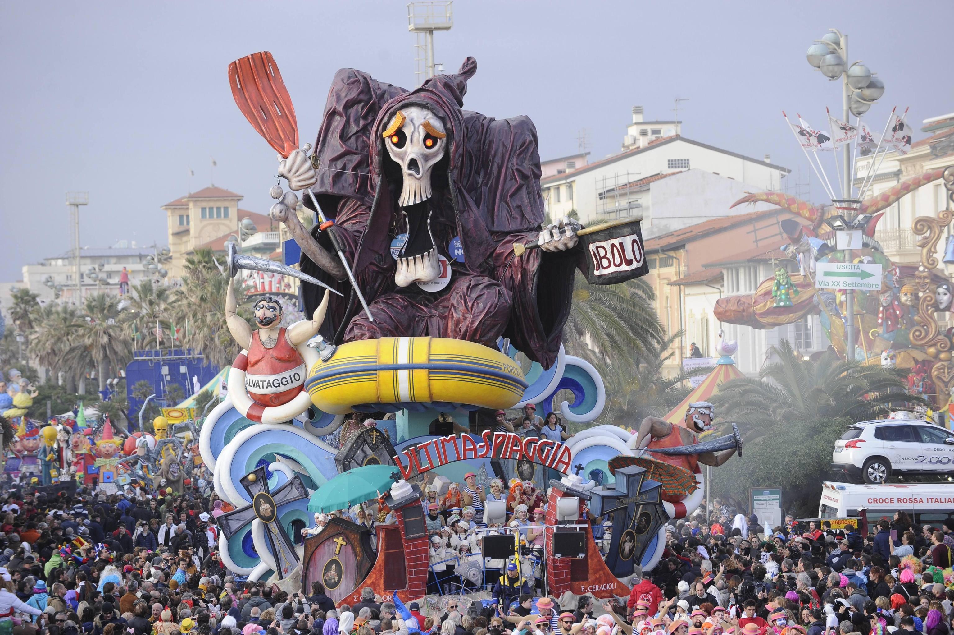 Viareggio carnival parade