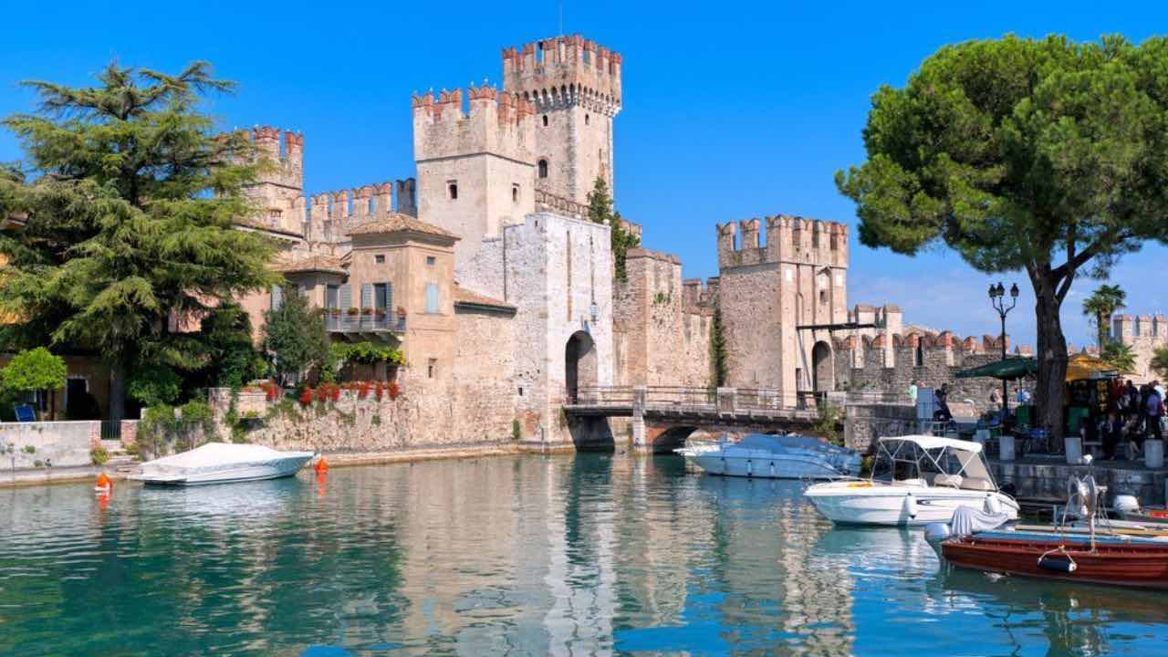 il castello delle fiabe in Italia