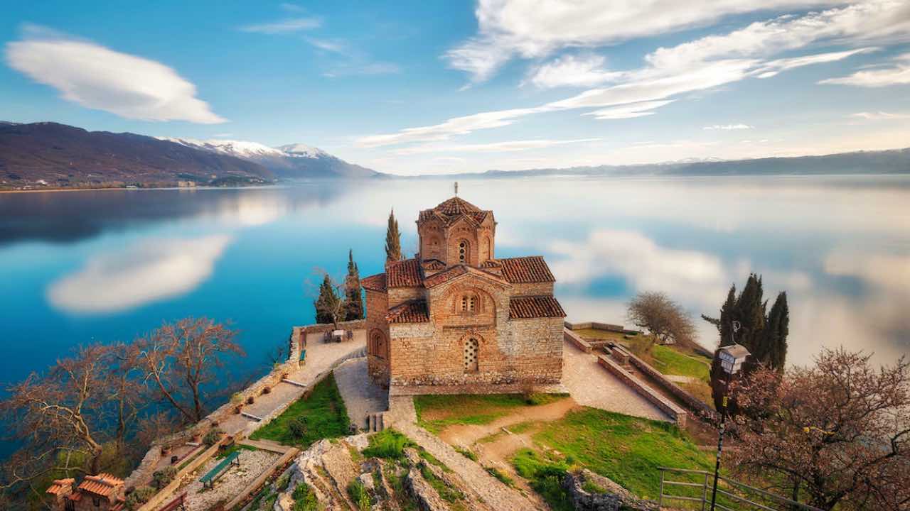 lago di ocrida laghi piu belli del mondo