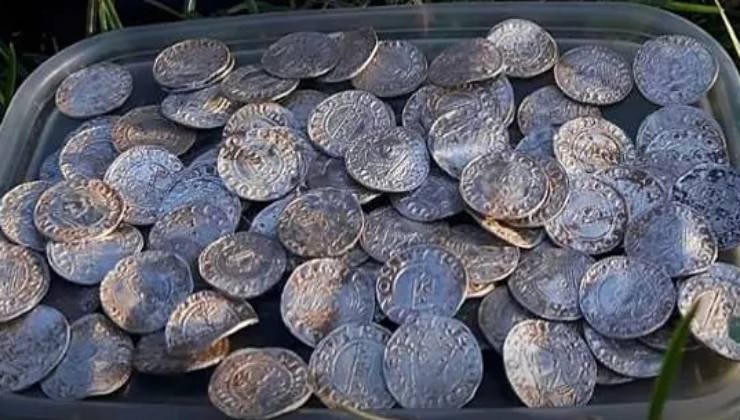 Tesoro ritrovato in Gran Bretagna: le monete di re Harold