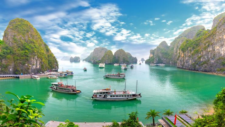 Ha Long: ecco la bellissima baia in Vietnam
