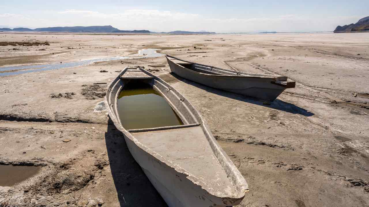 This lake is disappearing, a cause for concern for science
