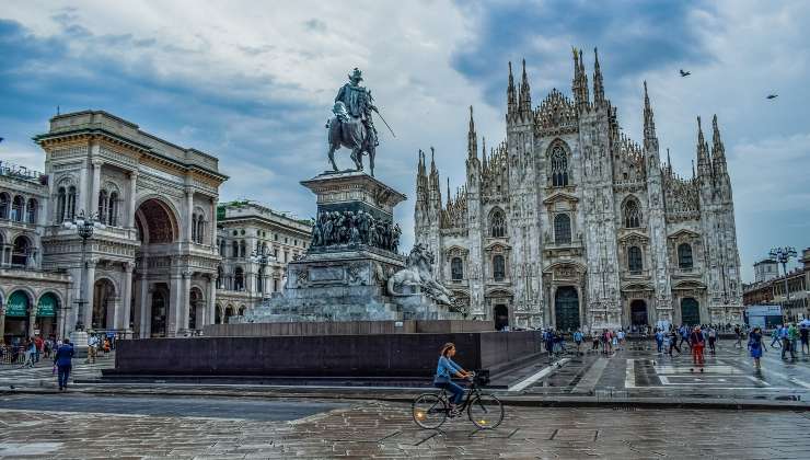 È Milano la città con più single