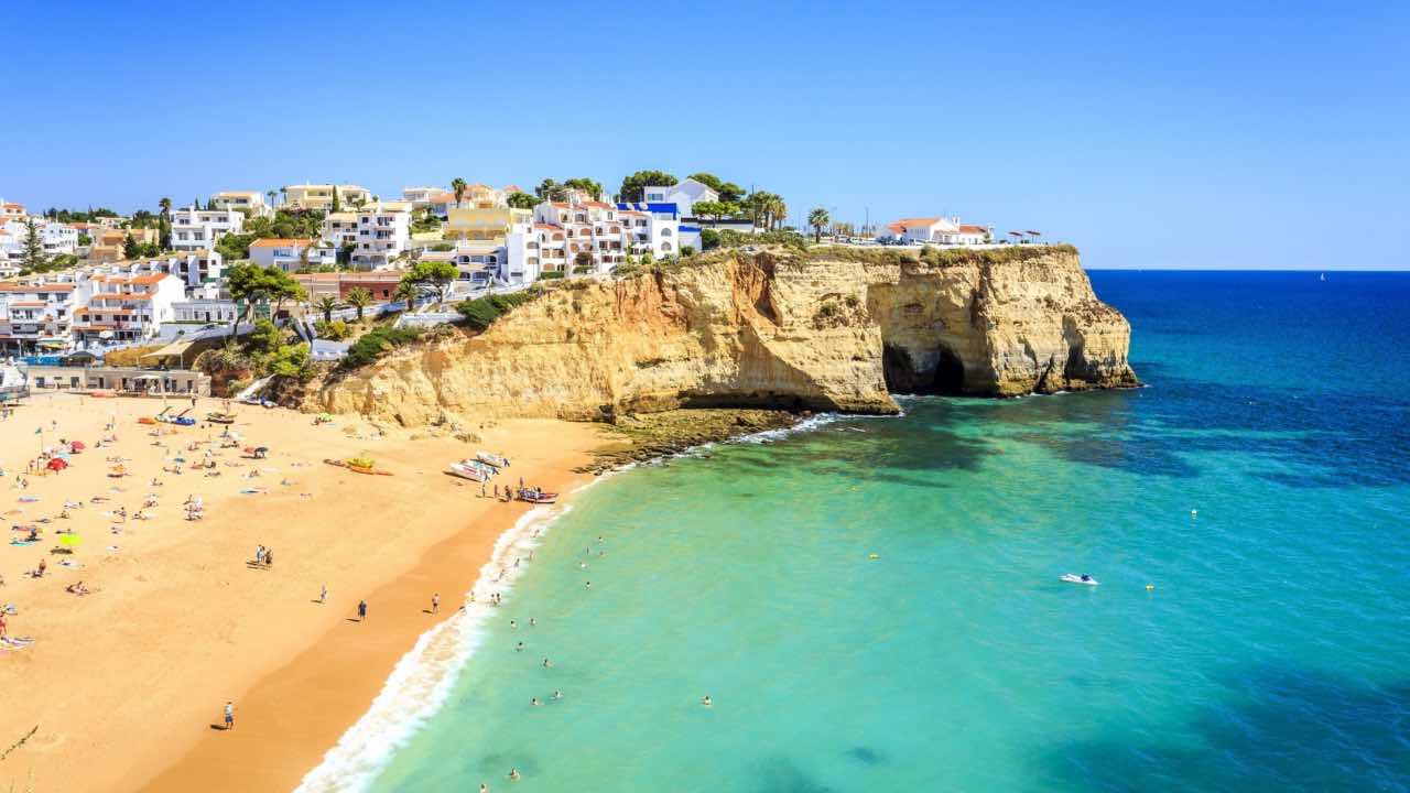 algarve in Portogallo spiagge infinite