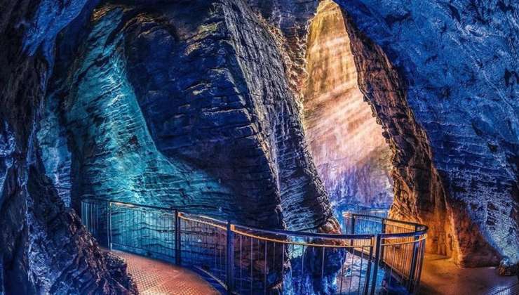 Grotta delle meraviglie: ecco le cascate che hanno affascinato D'Annunzio