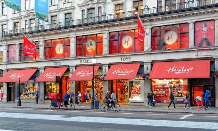 hamleys giocattoli a Londra