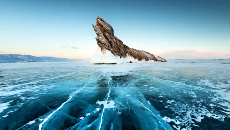 il lago più profondo al mondo Bajkal