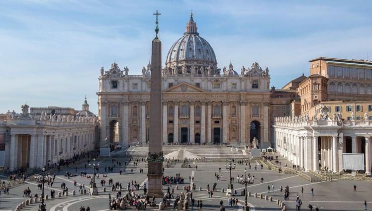 Vaticano: ecco a chi appartiene la vasca rossa