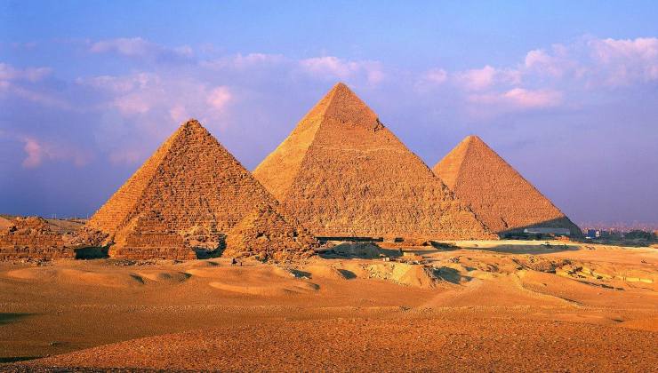 Piramide di Cheope: ecco il suo vero colore