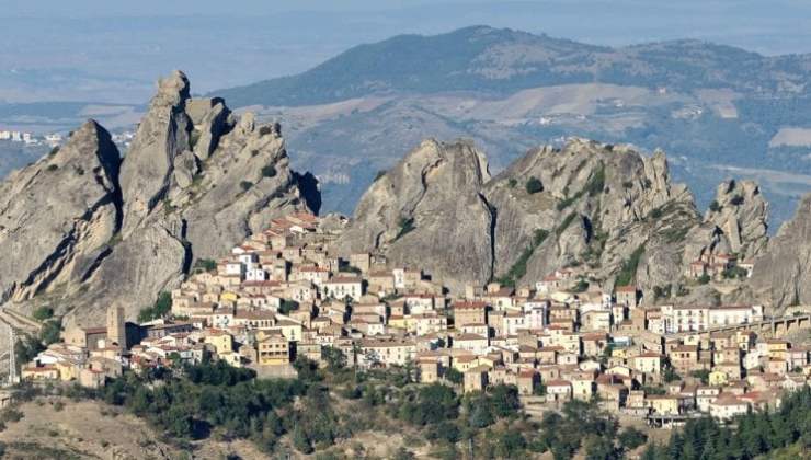 La cittadina sconosciuta dove recarsi in primavera