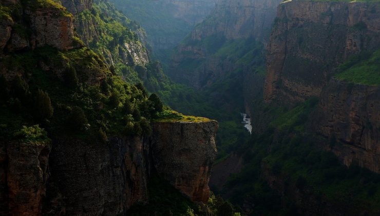 Il motivo per cui il nostro cellulare non prende in montagna