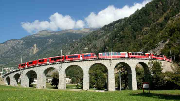 trenino-rosso-del-bernina