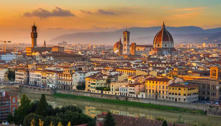 vista al tramonto di Firenze