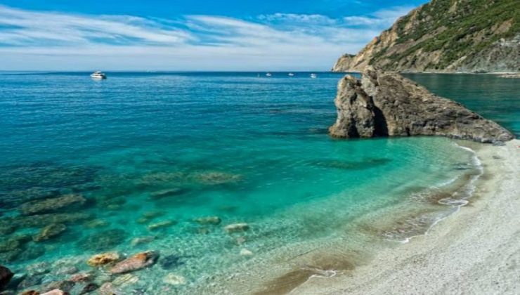 La baia italiana diventata un'ambita località turistica