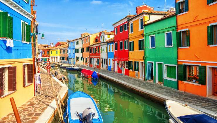 L'isola arcobaleno in Italia: ecco dove si trova