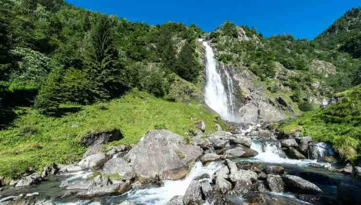 Perché vale la pena visitare la cascata di Parcines