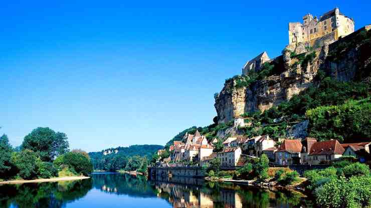 castello-di-beynac