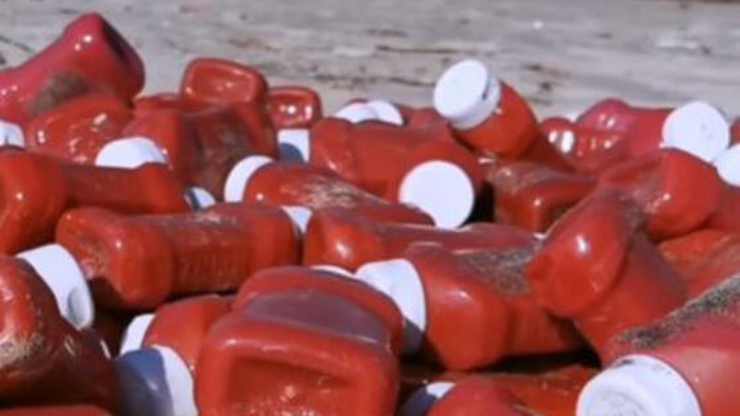 ketchup americano sulle spiagge pugliesi