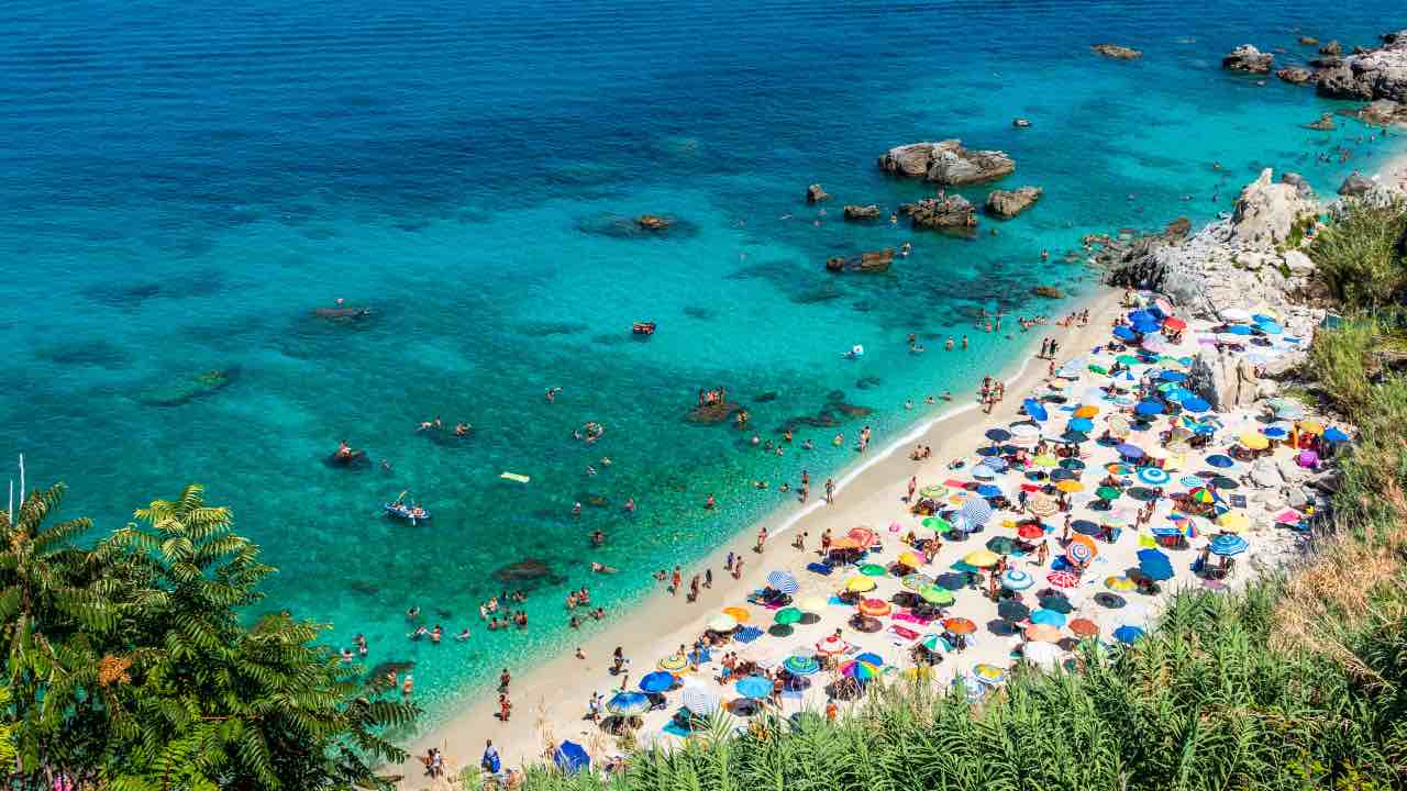 spiaggia italiana sembra Caraibi