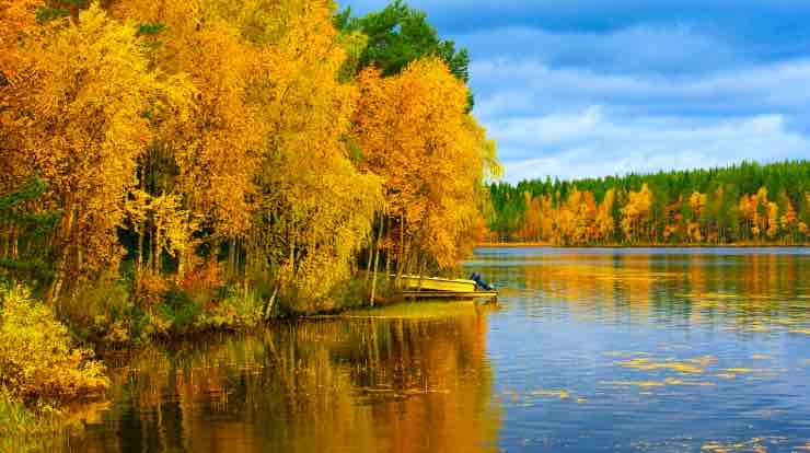 Lago di Kuusamo in Finlandia
