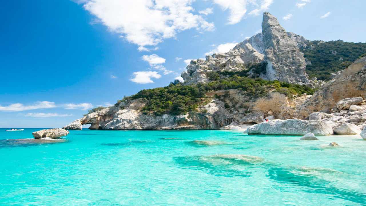 Sardegna spiagge a numero chiuso