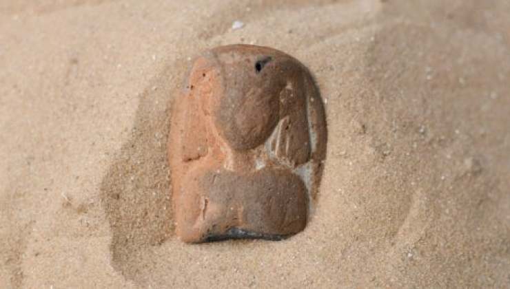 Un tesoro di epoca egizia sulla spiaggia