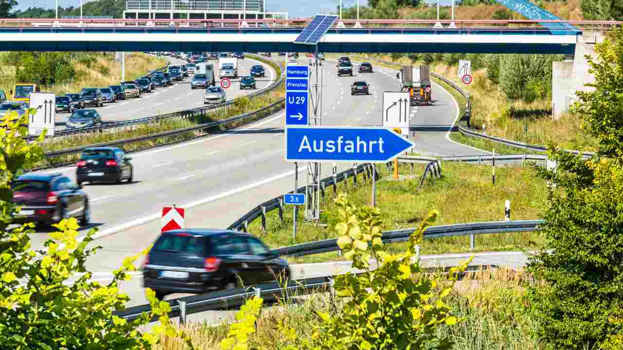 autostrade-sono-tutte-gratis-in-germania