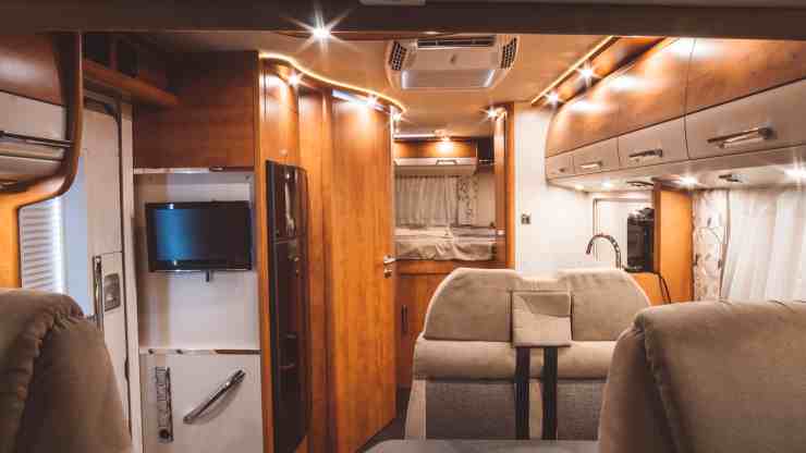 comfort-dentro-i-camper