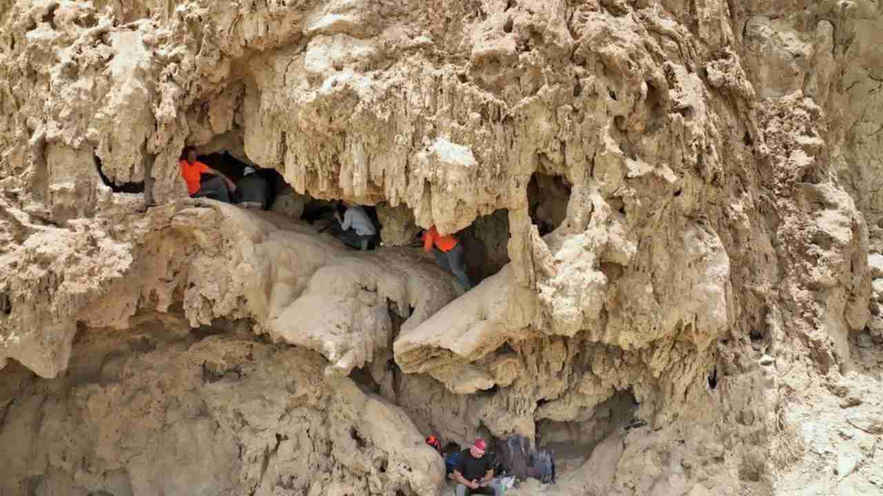 le-grotte-del-deserto-giudaico