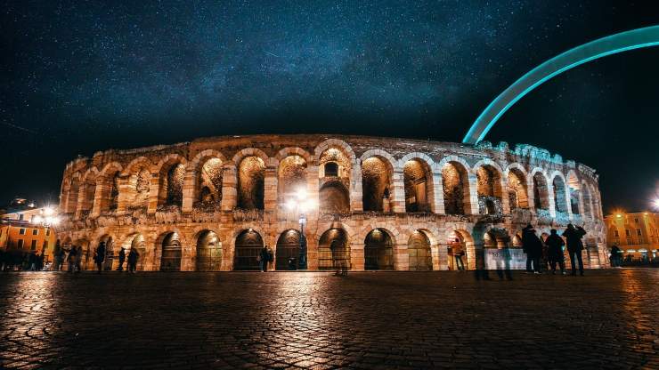 arena-di-verona-di-notte