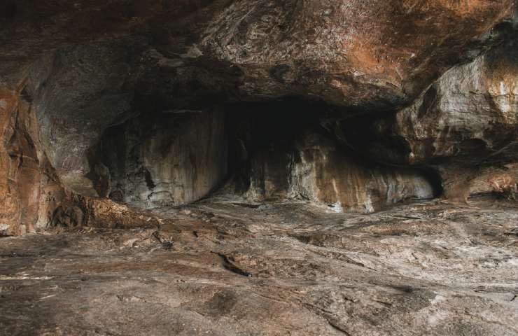 Una grotta misteriosa