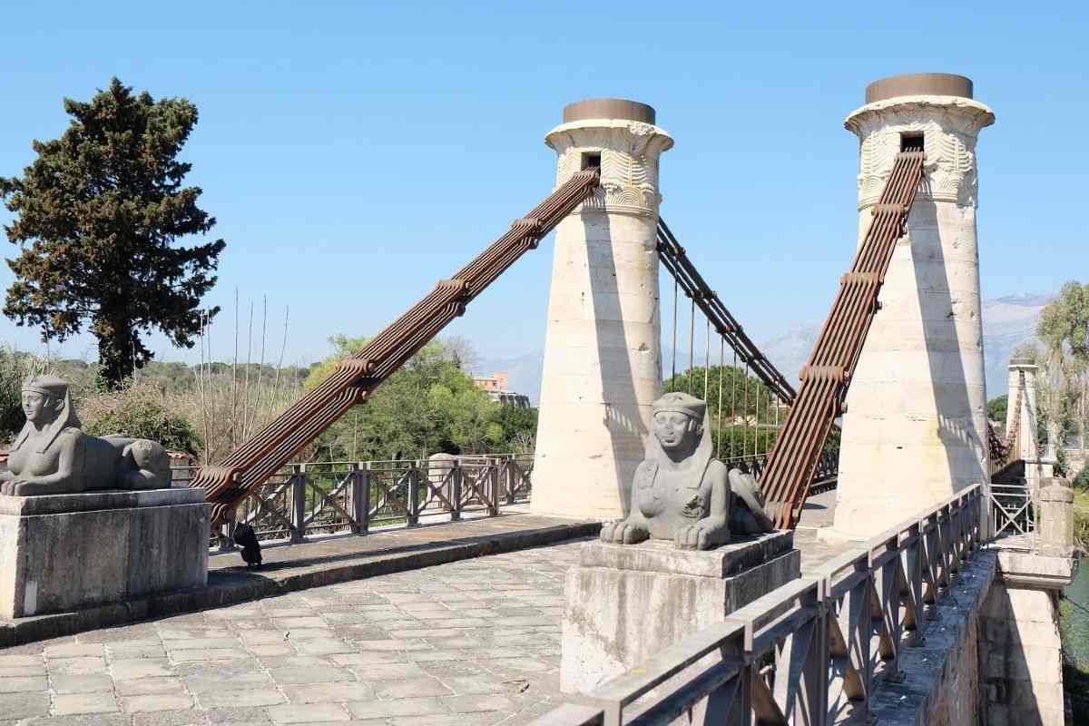Il primo ponte sospeso in Italia 
