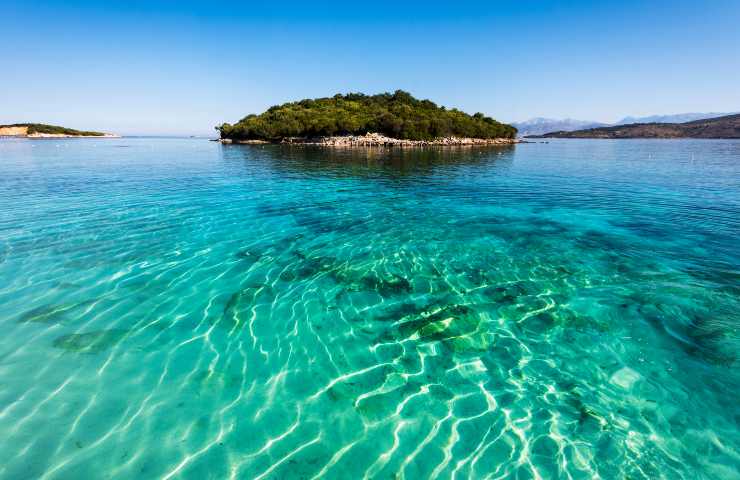 spiaggia acque Albania