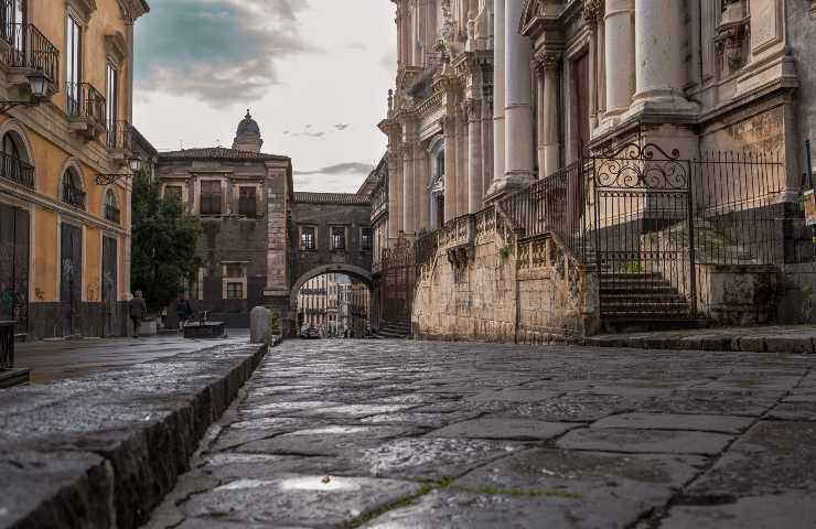 Via Crociferi a Catania