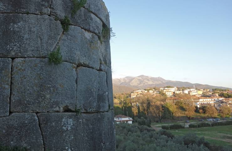 mura ciclopiche Norba