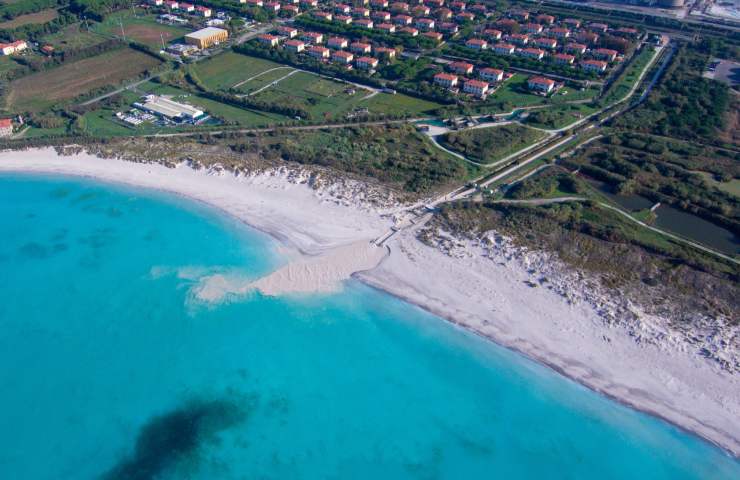 spiaggia solvay dall'alto