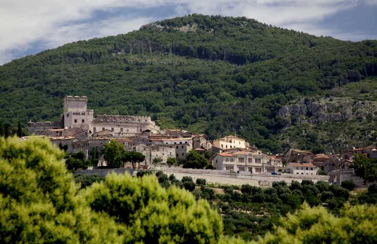 Sermoneta