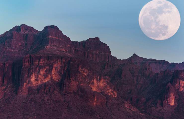 superstition mountains