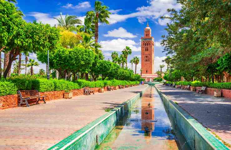 Una coppia fa da Clermont a Marrakesh in bicicletta