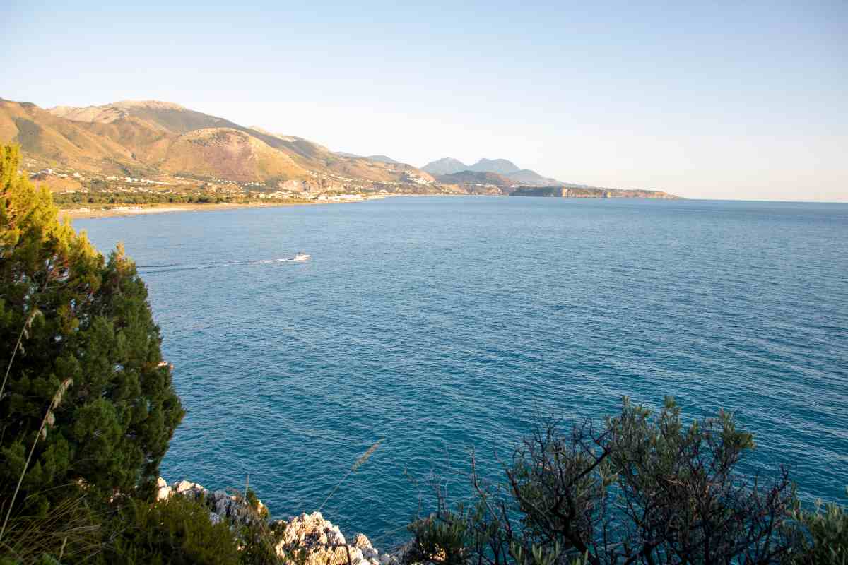 Una delle spiagge poco affollate