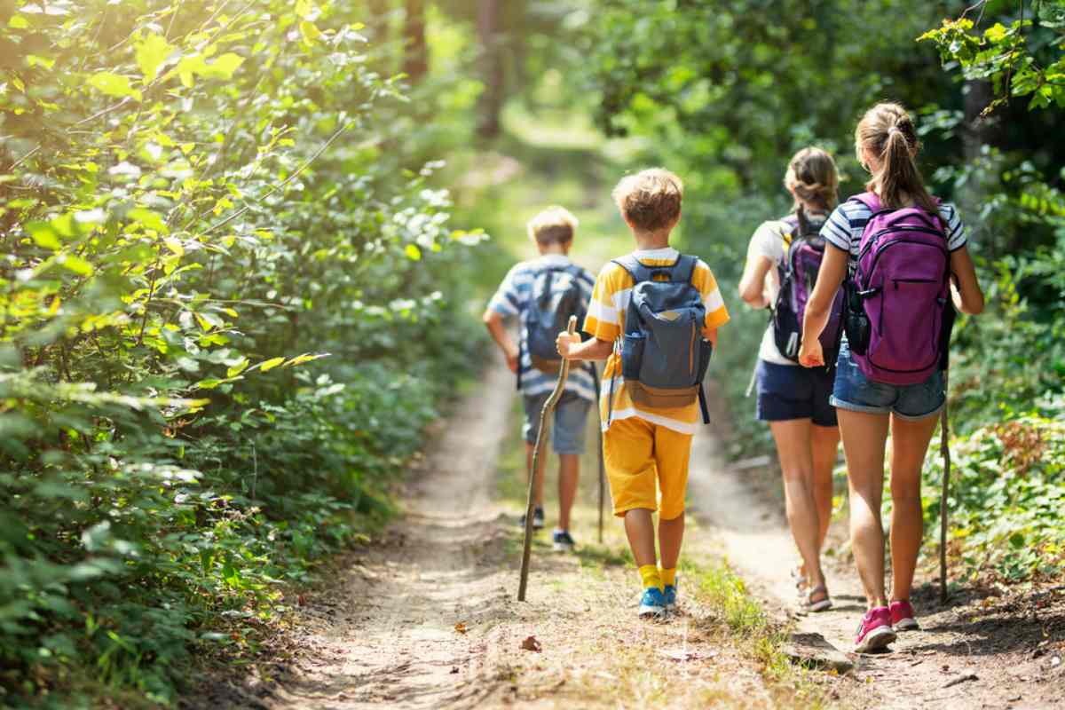 bambini camminare