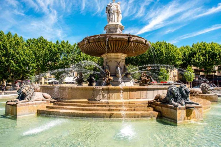 Le mete migliori in Europa per i viaggiatori solitari d'autunno