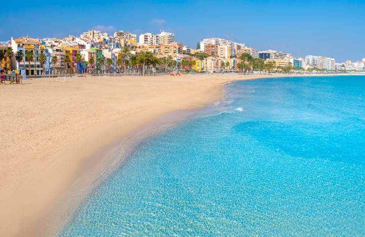 la vila joiosa spiaggia