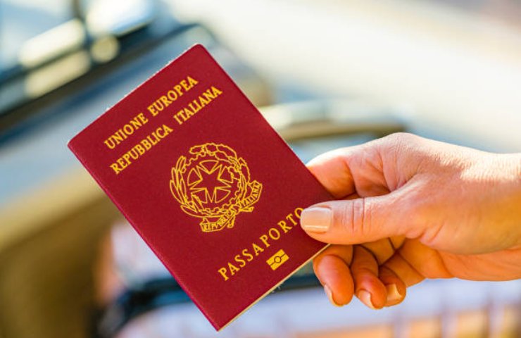 il rilascio e il rinnovo del passaporto all'Ufficio postale