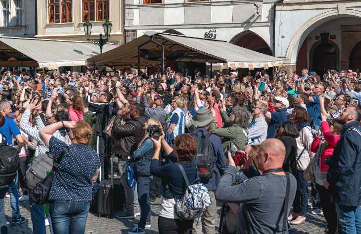 Città europea vuole risolvere l'overtourism