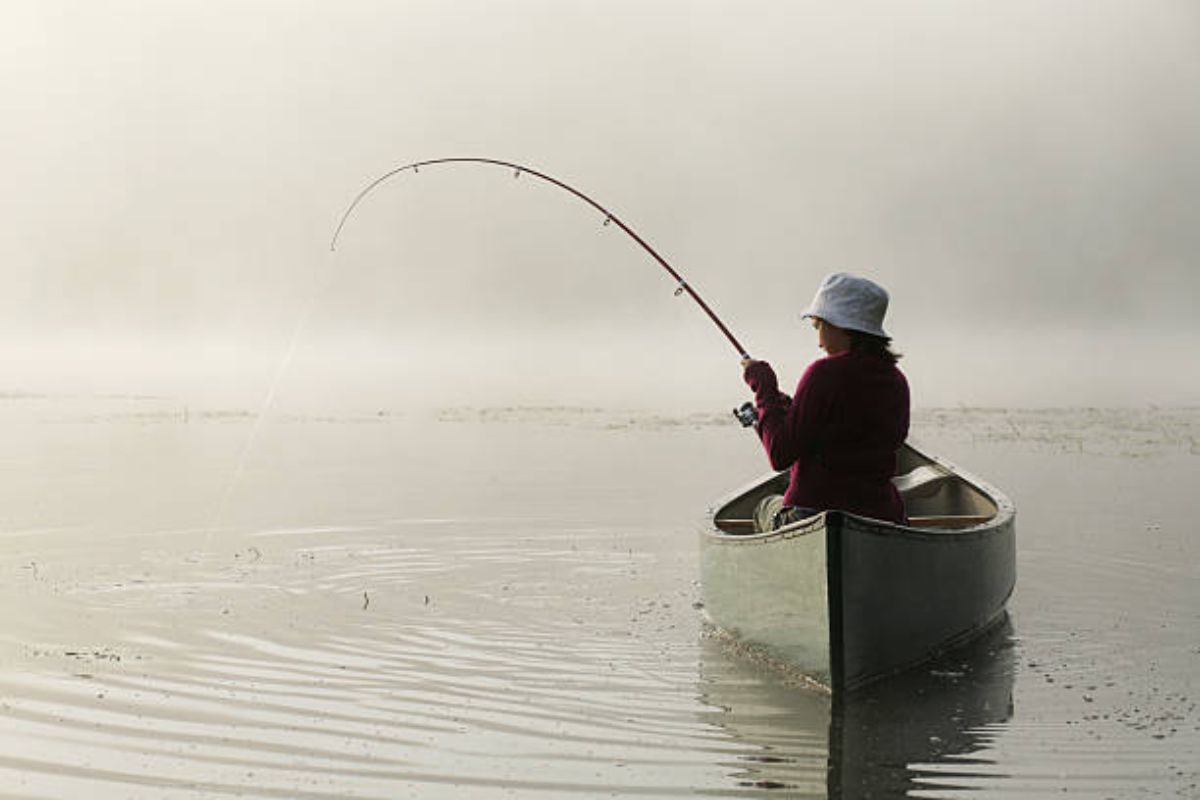 pesca in canoa